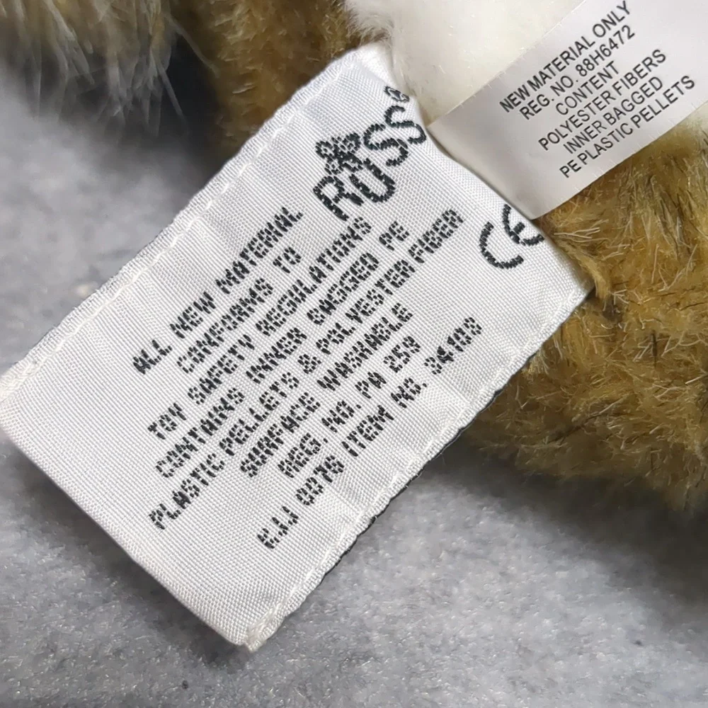 Russ Berrie Yomiko Classics Squirrel Plush Realistic Stuffed Animal Toy 8” - Picture 8 of 9